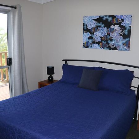 Pippies Beachhouse Backpackers Rainbow Beach Esterno foto