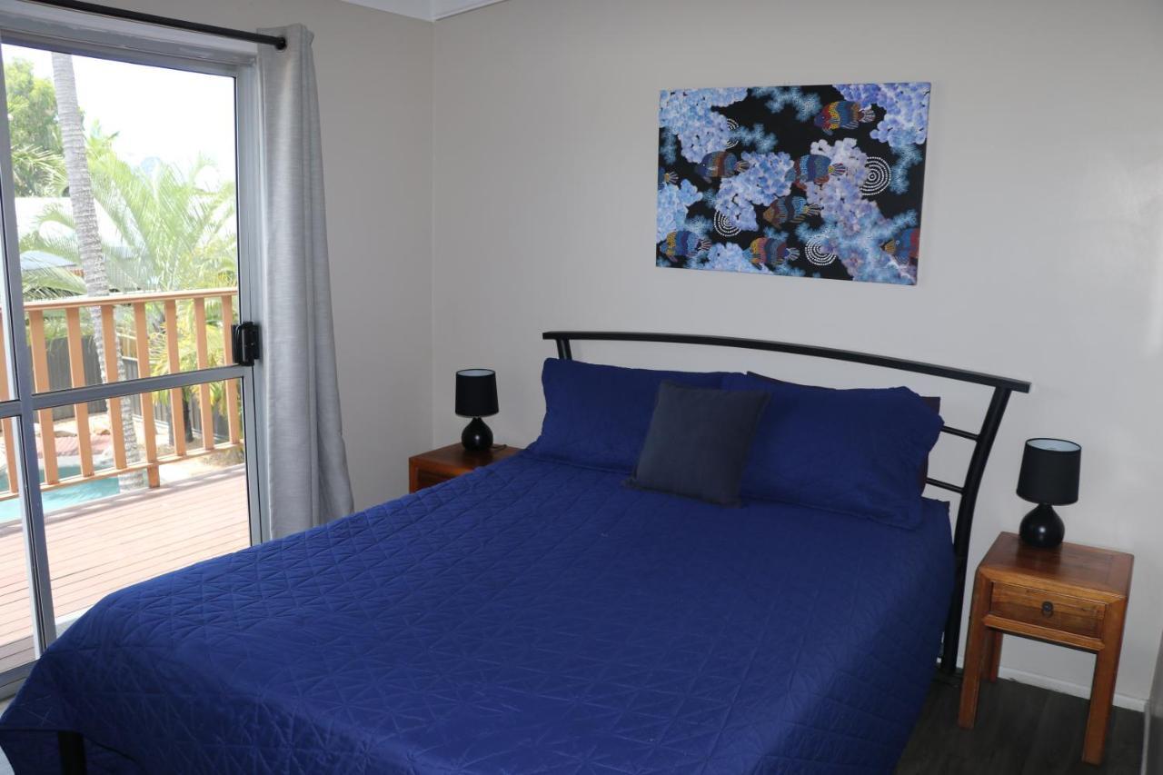 Pippies Beachhouse Backpackers Rainbow Beach Esterno foto