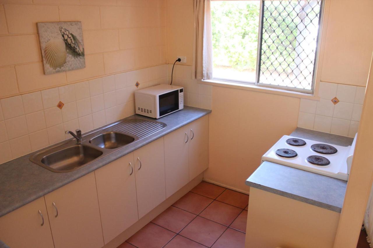 Pippies Beachhouse Backpackers Rainbow Beach Esterno foto